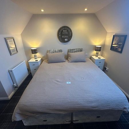 The Gables Whisky B&B ダフタウン エクステリア 写真