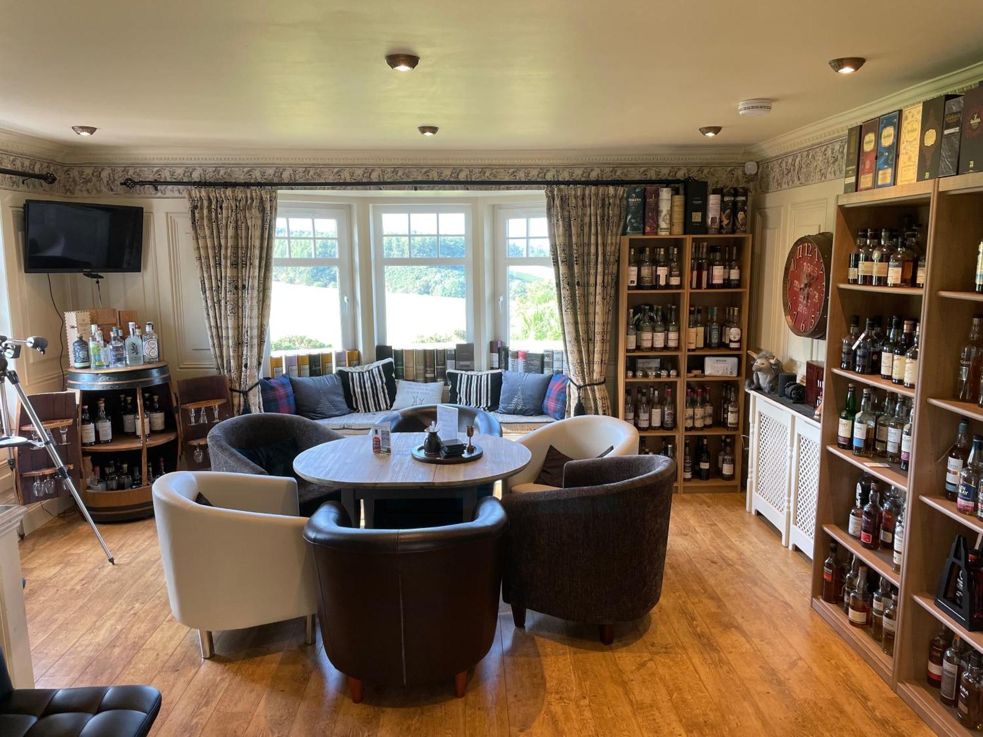 The Gables Whisky B&B ダフタウン エクステリア 写真
