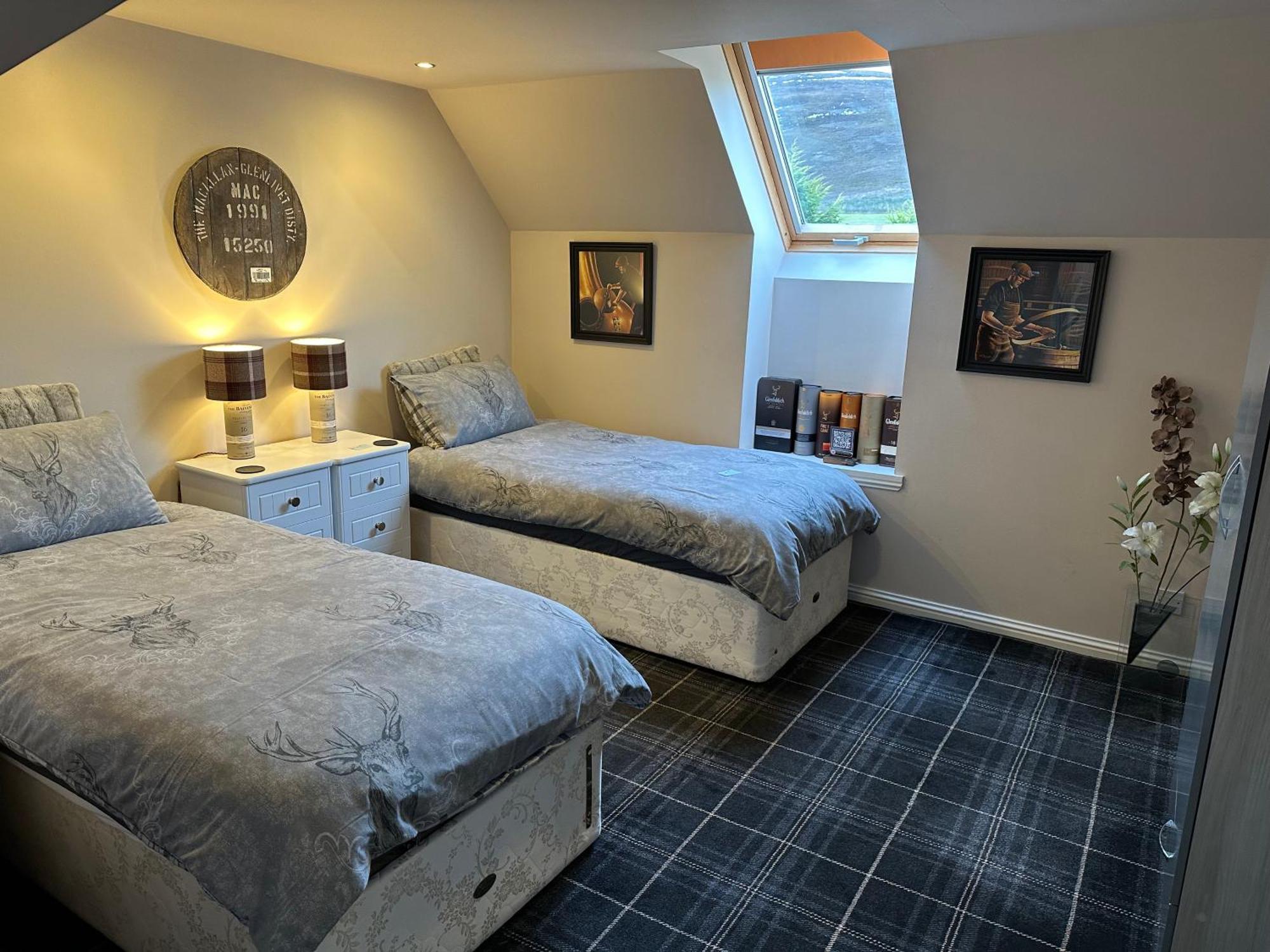 The Gables Whisky B&B ダフタウン エクステリア 写真