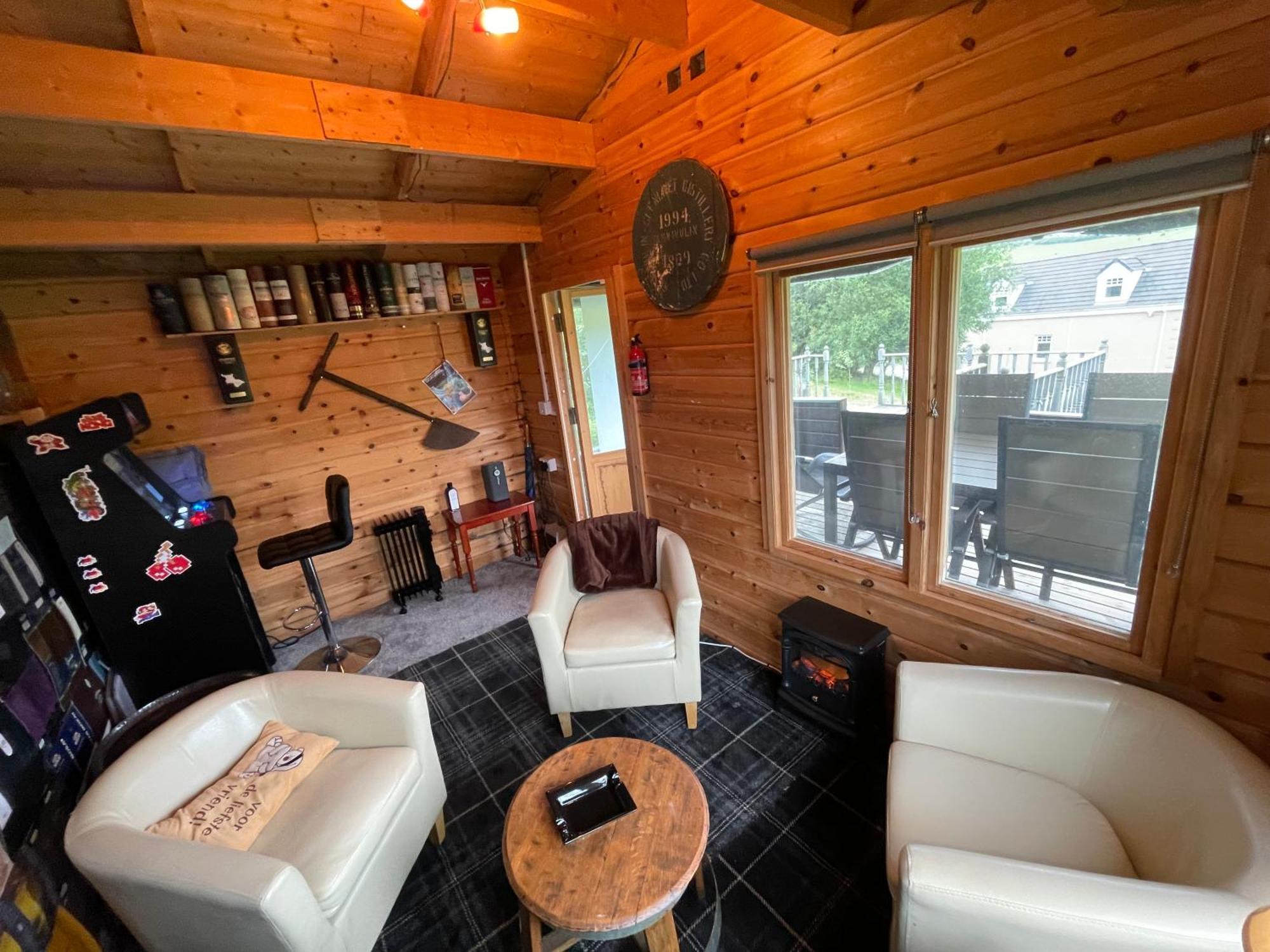 The Gables Whisky B&B ダフタウン エクステリア 写真