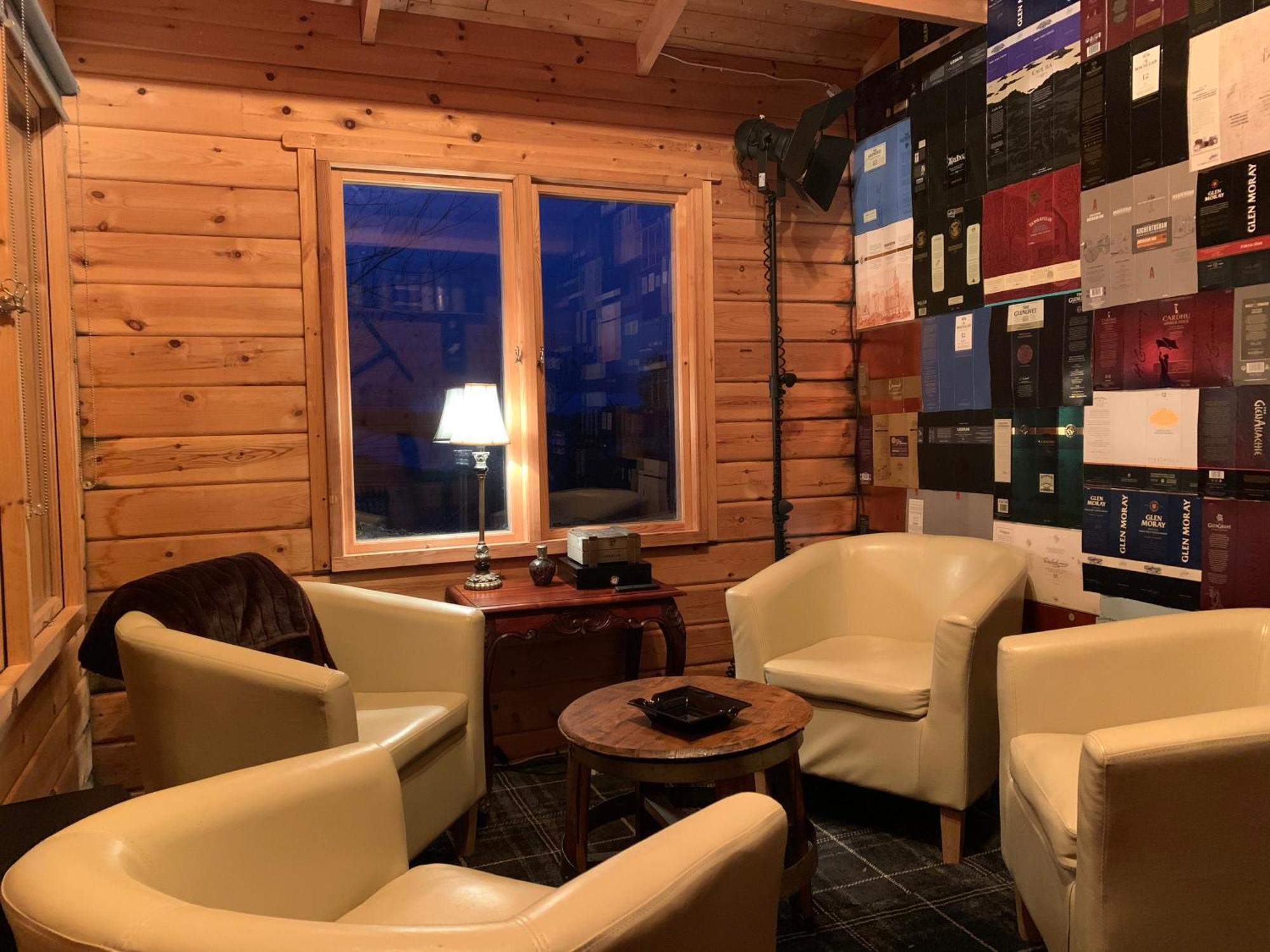 The Gables Whisky B&B ダフタウン エクステリア 写真